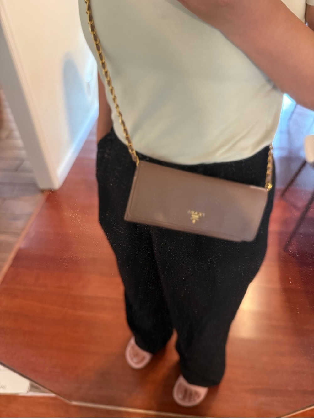 Prada Wallet on Chain - Picture 4 of 11